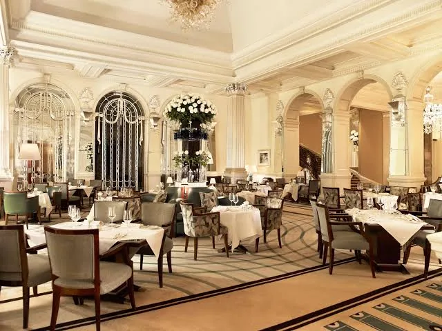 Claridge's - Photo 12