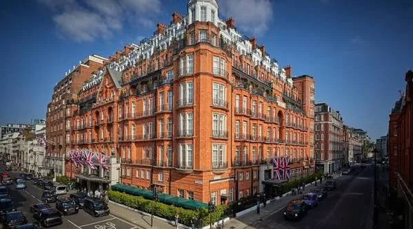 Claridge's Gallery Photo 3