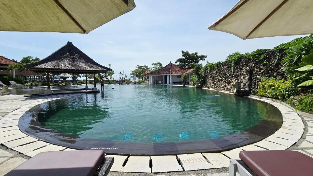Keraton Jimbaran Resort