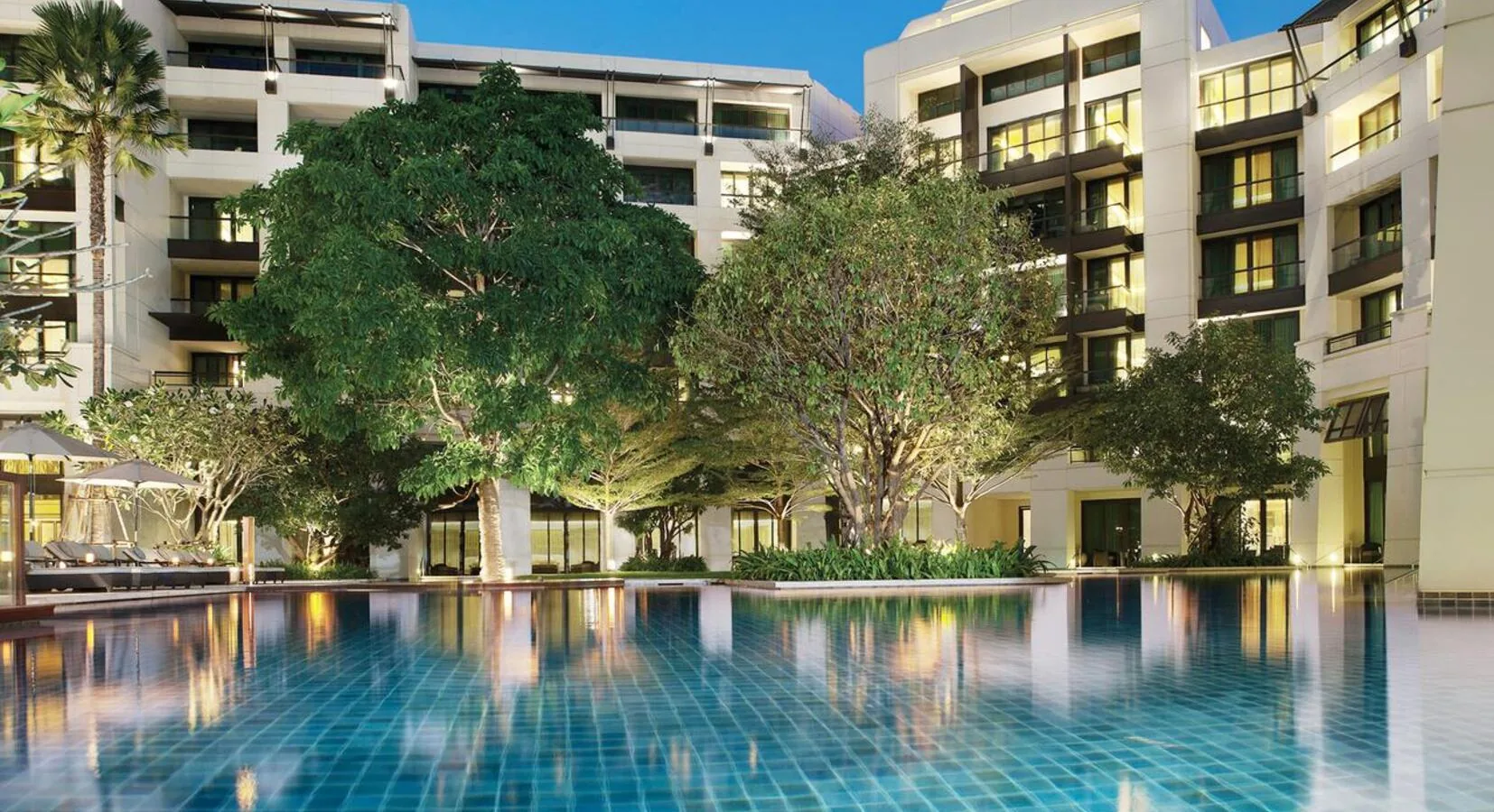 Siam Kempinski Hotel - Photo 15