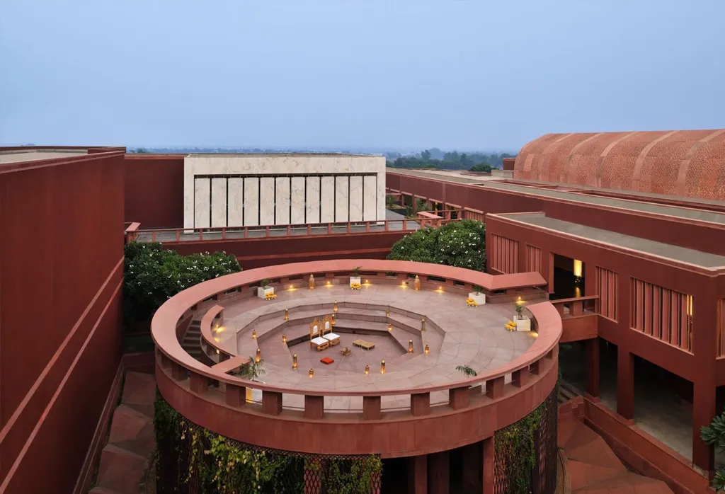 Taj Devi Ratn Gallery Photo 2