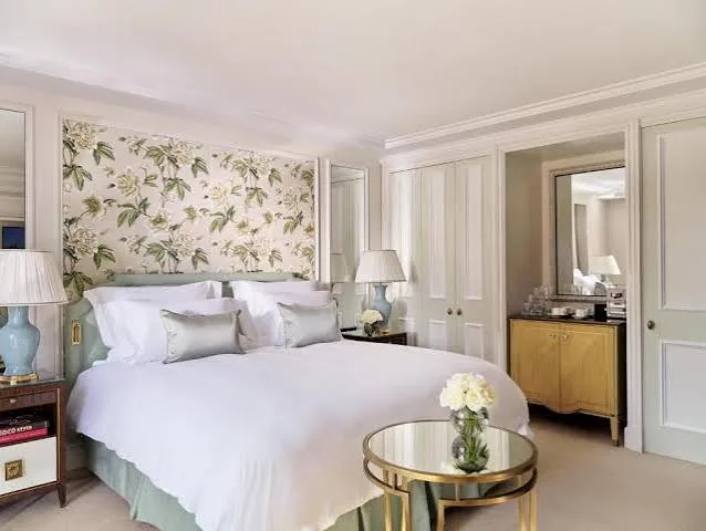 The Dorchester - Photo 12