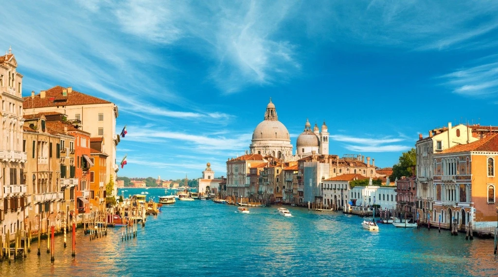 Venice, Italy — Valiant Wedding Blogs
